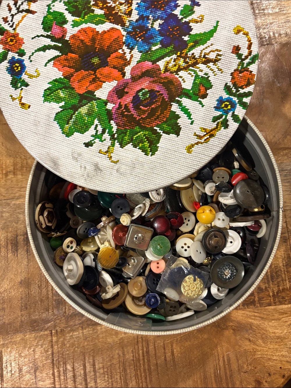 Vintage Floral Embroidered Button Tin with Assorted Buttons